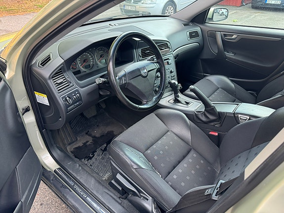 Volvo S60 15 of 26