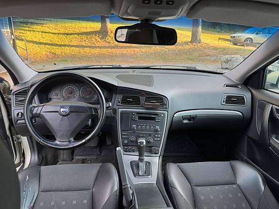 Volvo S60 16 of 26