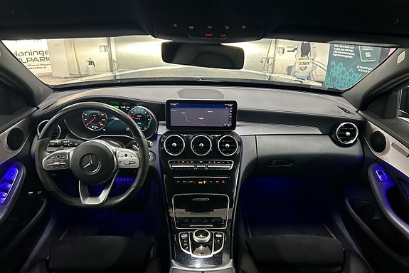 Mercedes-Benz C300 18 of 21