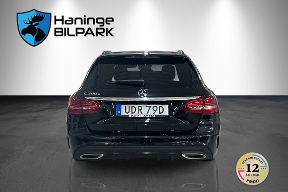 Mercedes-Benz C300 5 of 21
