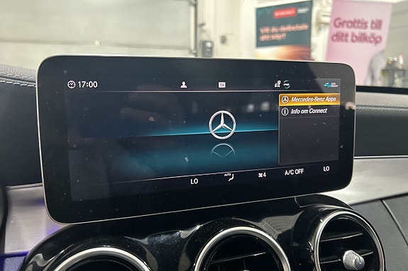 Mercedes-Benz C300 14 of 21