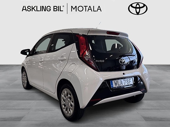 Toyota Aygo 3 of 11