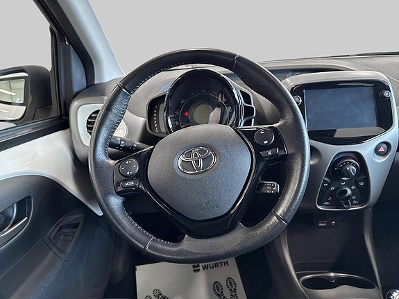 Toyota Aygo 10 of 11