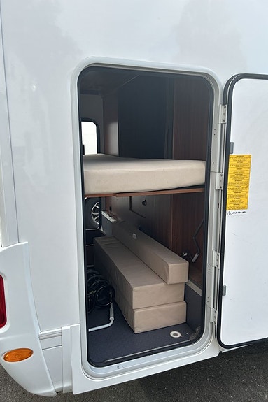 Adria Coral XL A 670 DK 9 of 21