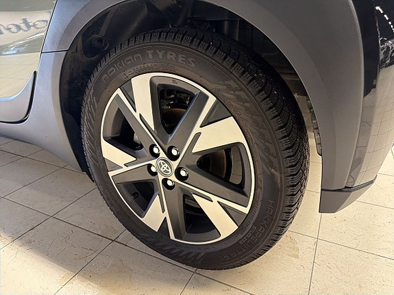Toyota Aygo X 11 of 14