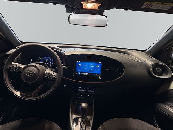 Toyota Aygo X 8 of 14