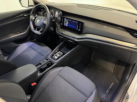 Skoda Octavia 12 of 24