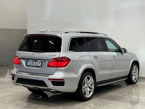Mercedes-Benz GL350 5 of 30