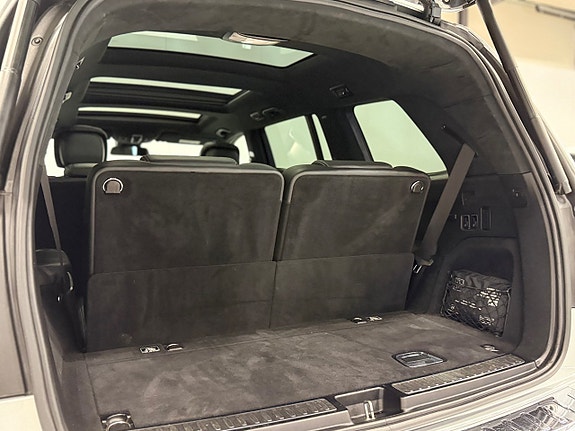 Mercedes-Benz GL350 17 of 30