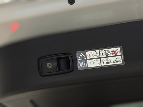 Mercedes-Benz GL350 28 of 30