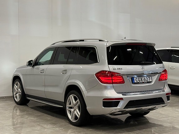 Mercedes-Benz GL350 3 of 30