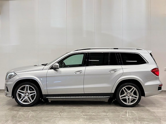 Mercedes-Benz GL350 8 of 30