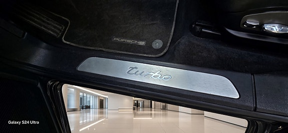 Porsche Panamera Turbo 7 of 12