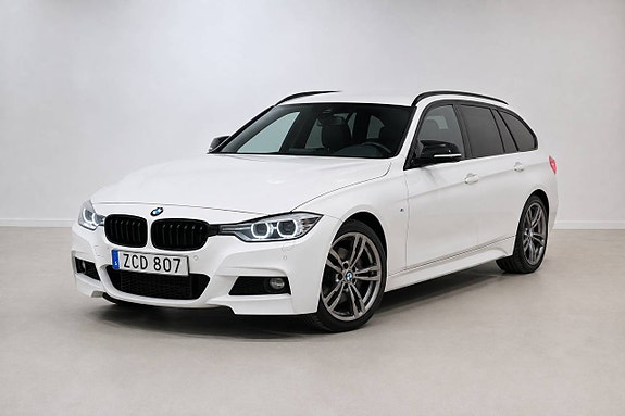 BMW 320d 3 of 30