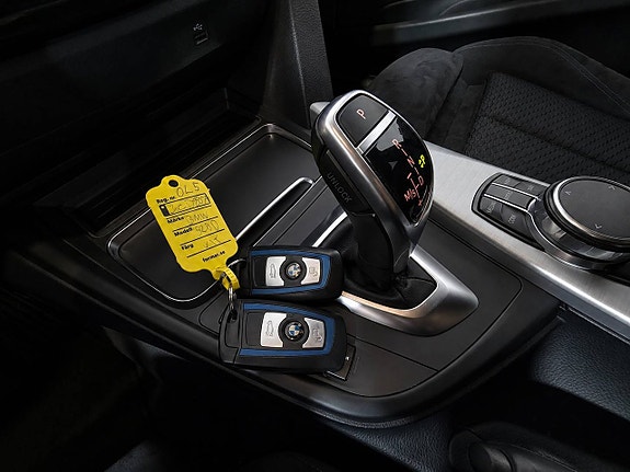 BMW 320d 29 of 30