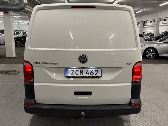 Volkswagen Transporter 6 of 18