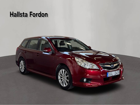 Subaru Legacy 3 of 12