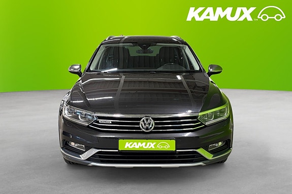 Volkswagen Passat Alltrack 6 of 25