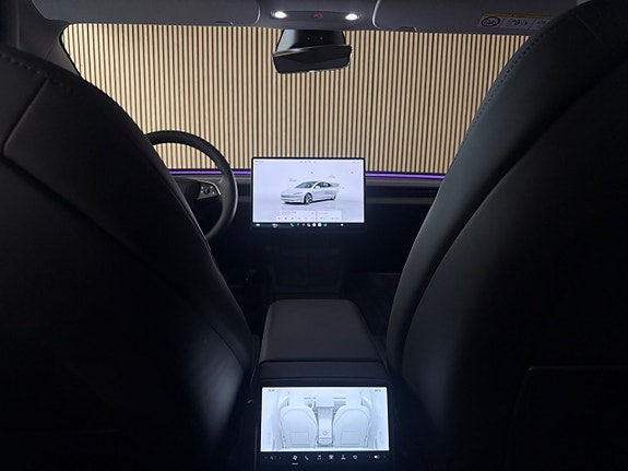 Tesla Model 3 13 of 25