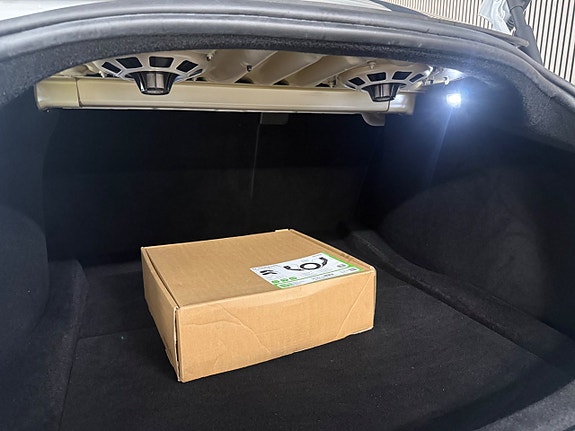 Tesla Model 3 19 of 25