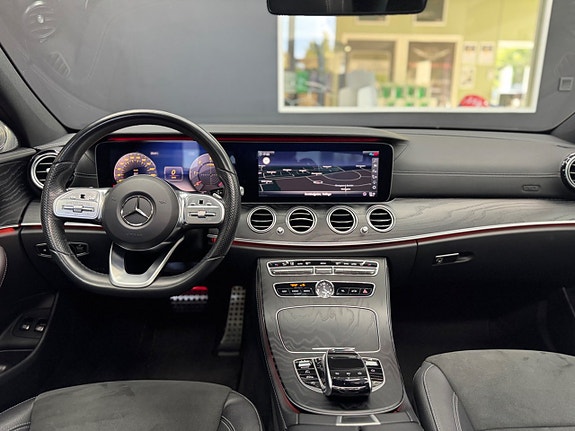 Mercedes-Benz E220 d 11 of 26