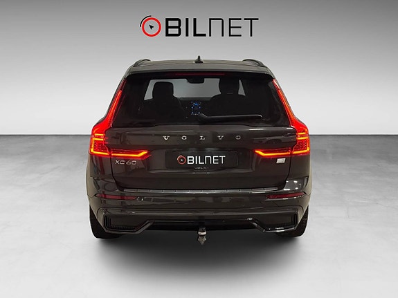 Volvo XC60 8 of 18