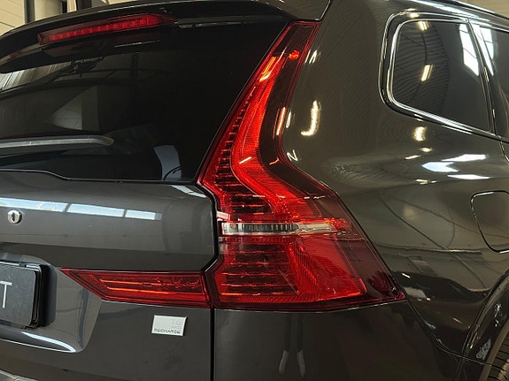 Volvo XC60 11 of 20