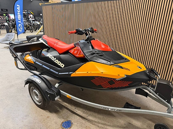 SEA-DOO SPARK TRIXX 3UP 2018 INK TRAILER OCH BRYGGA 5 of 6