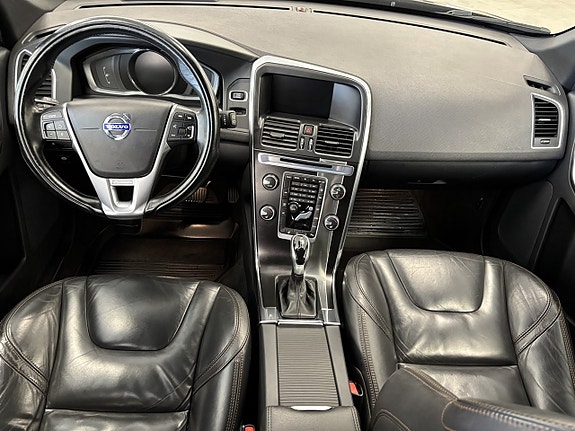 Volvo XC60 7 of 9