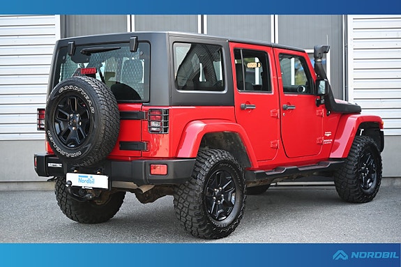 Jeep Wrangler Unlimited 2 of 26
