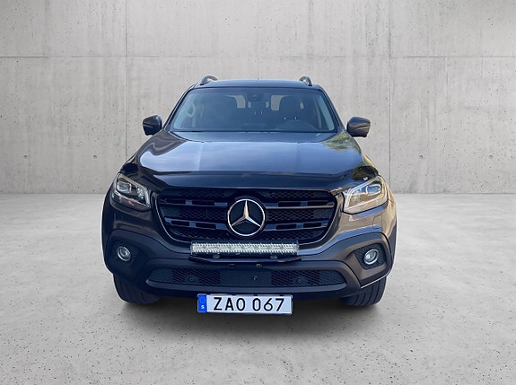 Mercedes-Benz X250 d 8 of 15