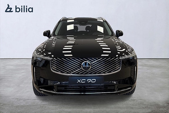 Volvo XC90 6 of 22