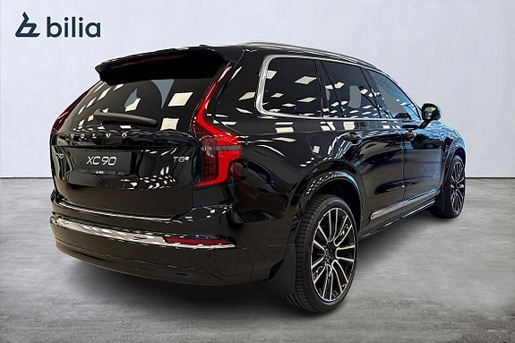 Volvo XC90 19 of 22