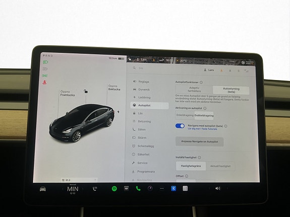 Tesla Model 3 21 of 28