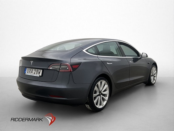 Tesla Model 3 8 of 28
