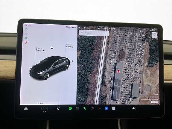 Tesla Model 3 16 of 28