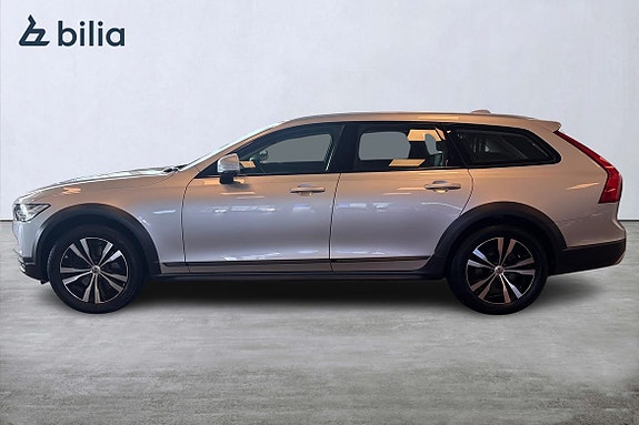 Volvo V90 Cross Country 3 of 23