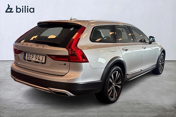 Volvo V90 Cross Country 19 of 23