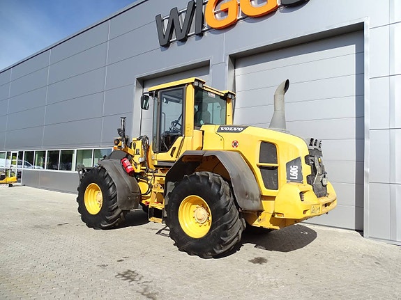 Volvo L60G 4 of 6