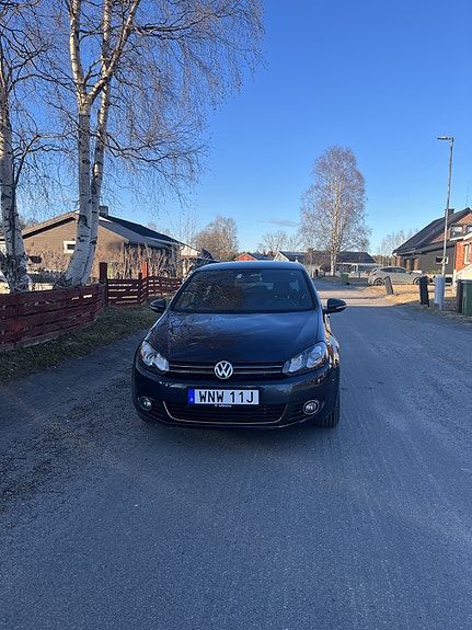 Volkswagen Golf VI 2 of 6