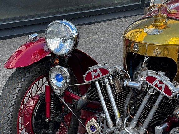 Morgan 3-wheeler 17 of 29