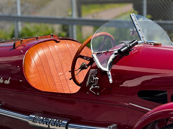 Morgan 3-wheeler 13 of 29
