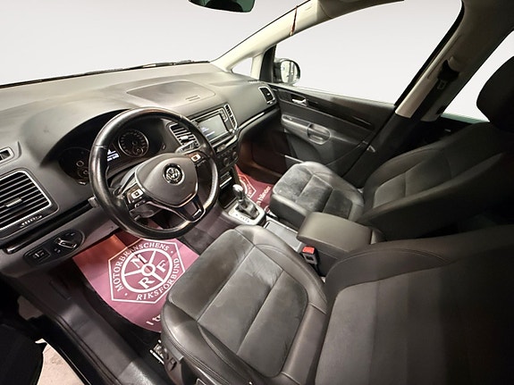 Volkswagen Sharan 9 of 18