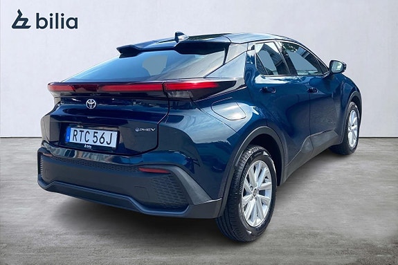 Toyota C-HR 19 of 21