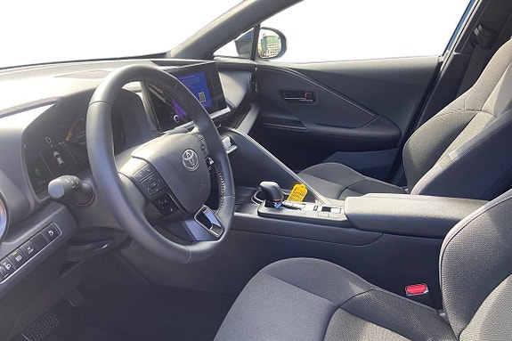 Toyota C-HR 14 of 21