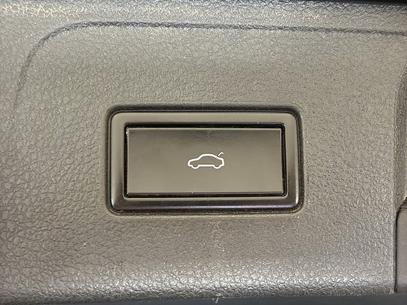 Volkswagen Passat 22 of 25