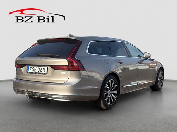 Volvo V90 7 of 17