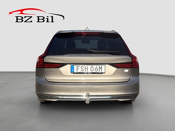 Volvo V90 6 of 17