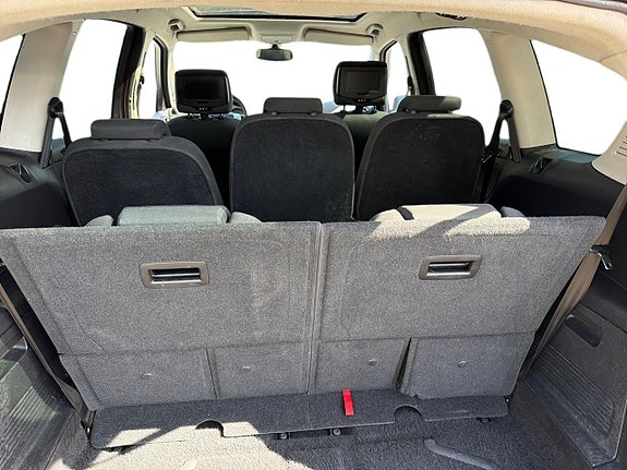Ford S-MAX 13 of 24
