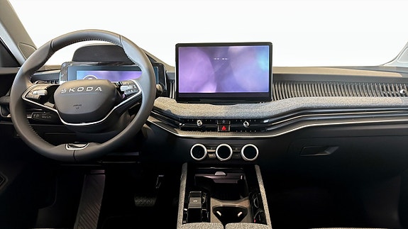 Skoda Superb 10 of 14